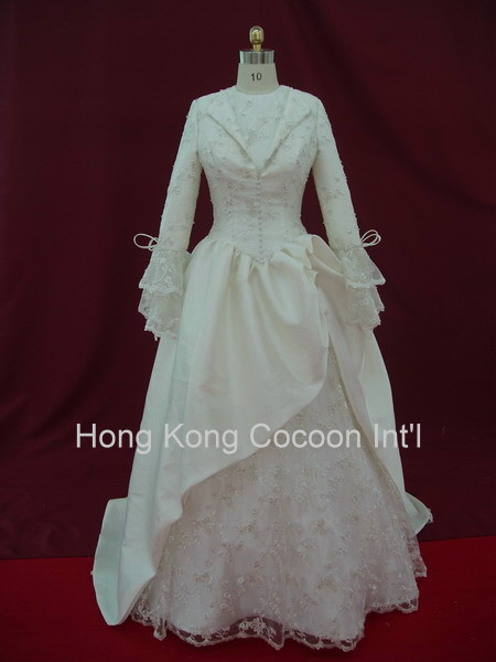 Long Sleeve High Neck Wedding Gown Long Sleeve High Neck Wedding Gown 