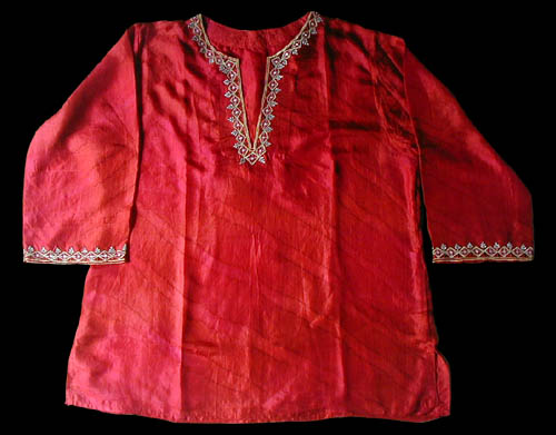  Embroidered Silk Top ( Embroidered Silk Top)