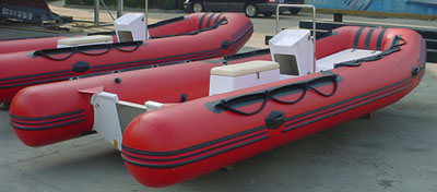  4.89m PVC Inflatable Boat With Fiberglass Floor (4.89m PVC-Schlauchboot mit GFK-Floor)