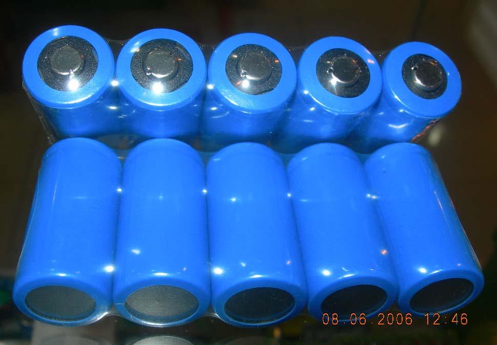  Lithium Cylindricall Cell - CR123A (Lithium Cylindricall Cell - CR123A)