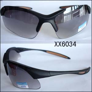  Plastic Sunglasses (Lunettes de soleil)