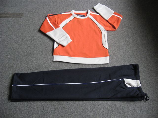  Boy`s Tracksuit (Boy`s костюмы)