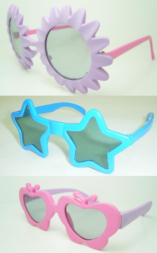  Children`s Sunglasses (Lunettes de soleil pour enfants)