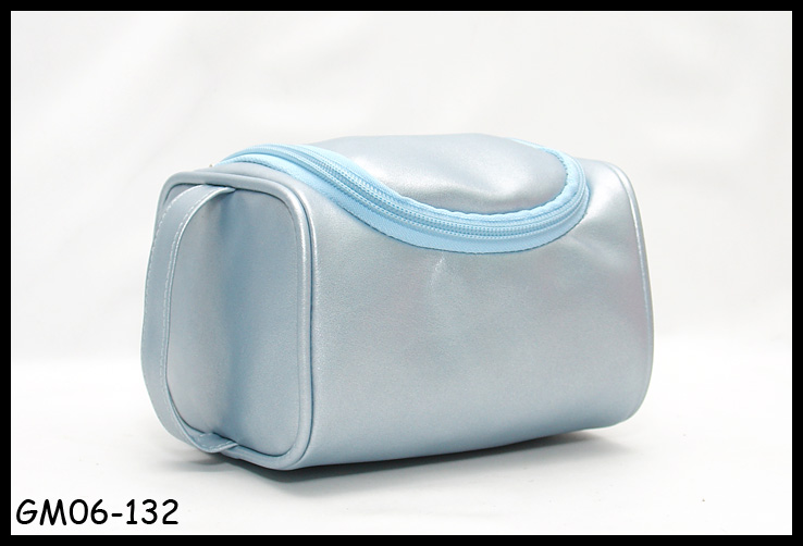  Cosmetic Bag ( Cosmetic Bag)