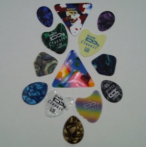  Guitar Picks