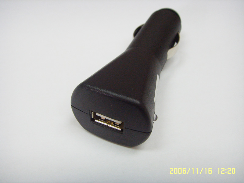  Car To USB Adapter (Автомобиль USB-адаптер)