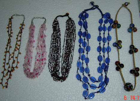  Necklaces (Colliers)