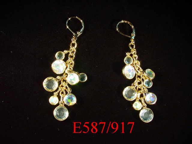  Earrings With Acrylic Plastic Stones (Серьги с камнями акрилового пластика)