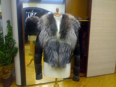  Swakara Jacket With Fox Neck (Swakara куртка с Fox Шея)