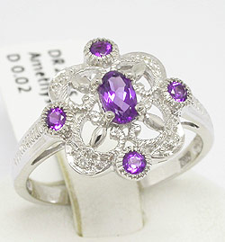  9K Solid WG Genuine Amethyst & Diamond Ring ( 9K Solid WG Genuine Amethyst & Diamond Ring)