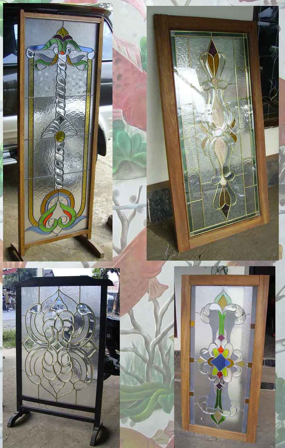  Wooden Door With Stained Glass (Деревянная дверь с витражом)