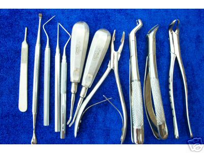  Mesaad & Co. Dental Instruments (Mesaad & Co. Instruments dentaires)