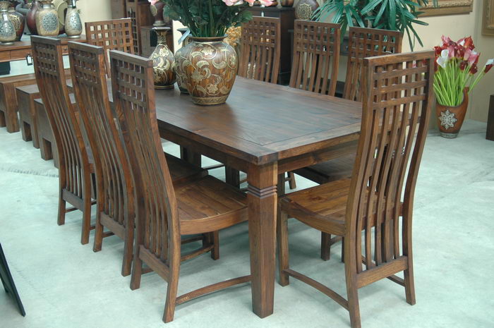  Set Teak Dining Table With Chair (Set Teak table à manger avec président)