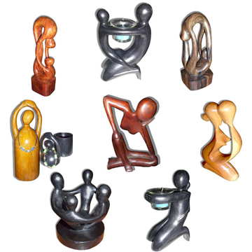  Wooden Abstract Mother & Child Candle Holder (Wooden Résumé Mère & Enfant Candle Holder)