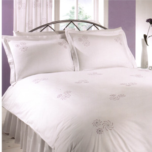  Bed Linen (Le linge de lit)