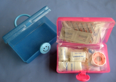  The First Aid Kit For 051a (The First Aid Kit For 051a)