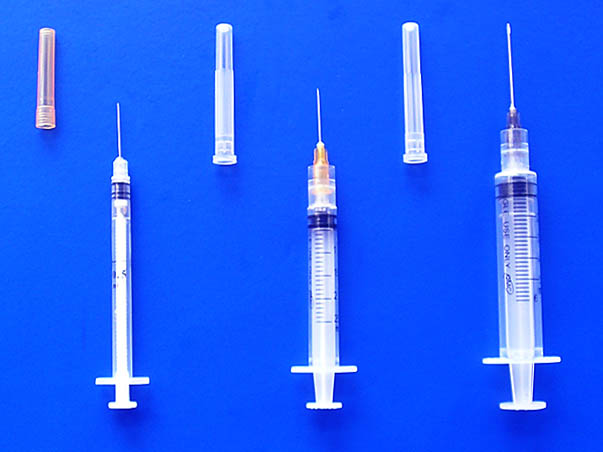  Disable And Safety Syringes (Выведите из строя и безопасности шприцы)