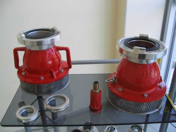  Suction Strainers (Crépines d`aspiration)