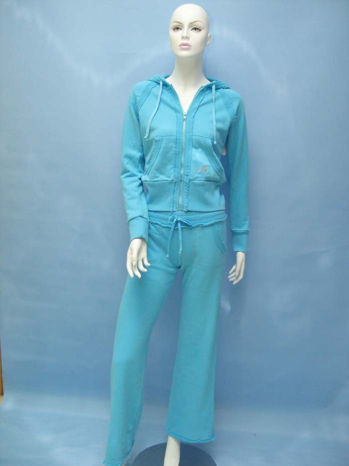  Ladies Sport`s Wear (Set)