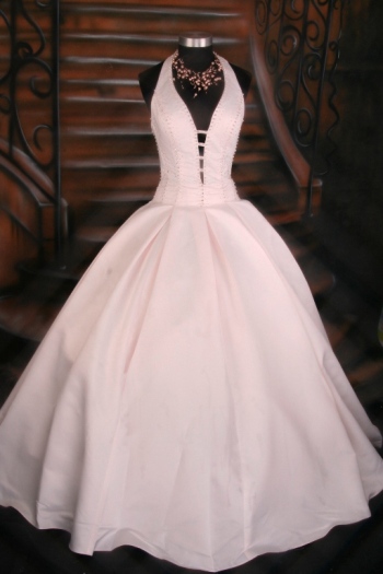  984 Wedding Gowns (984 свадебные платья)