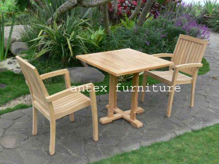  Teak Patio Furniture (Meubles de jardin en teck)