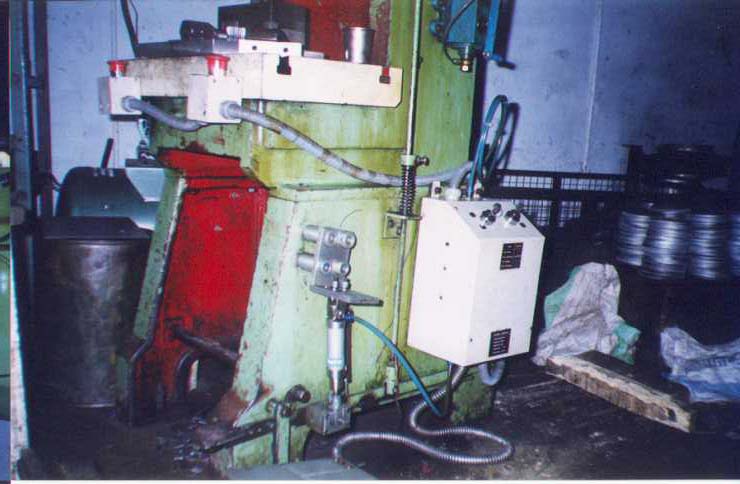  Double Hand Safety System For Power Press (Zweihand-Sicherheits-System für Power Press)