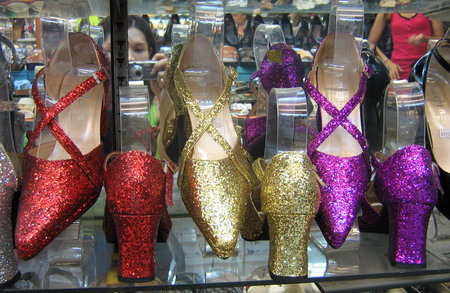  Glitter Shoes ()