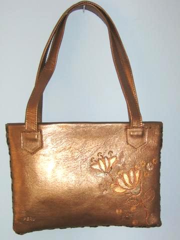  Handbag Of Leather ()