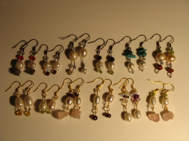  Hand-Made Earring (Hand-Made Earring)