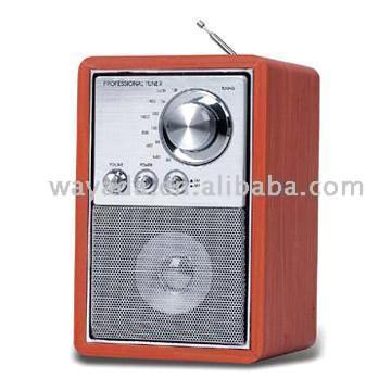  Wooden Radio (Radio en bois)