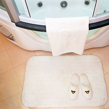  Bath Rug and Slipper (Tapis de bain et Slipper)