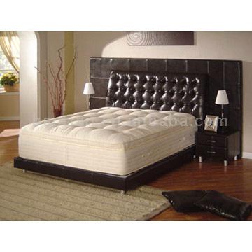  Bed & Mattress (Bed & Matratze)