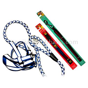  Dog Leash and Collar (Chien en laisse et collier)