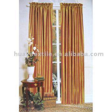  Silk Taffeta Curtain (Rideau de taffetas de soie)