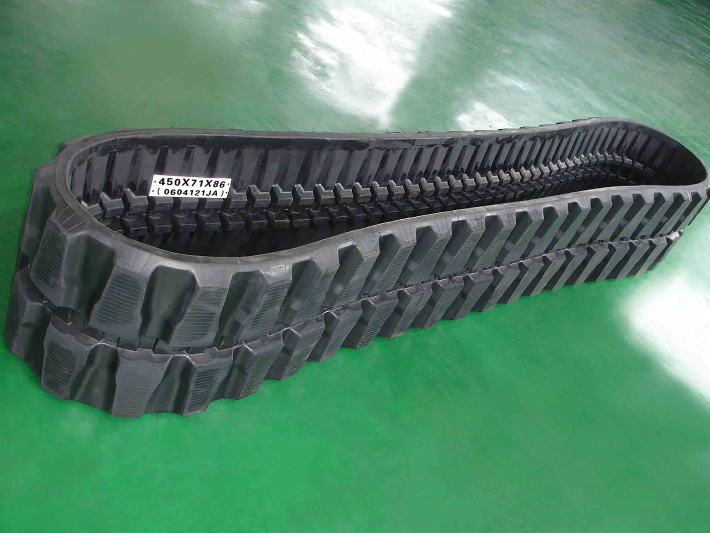  Rubber Tracks ( Rubber Tracks)