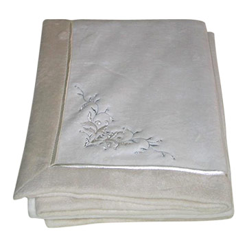  Embroidered Silk Blanket (Couverture de la soie brodée)