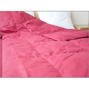  100% Polyester Peachy Fabric Comforter