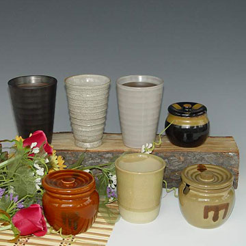  Ceramic Table Ware (Vaisselle en céramique)