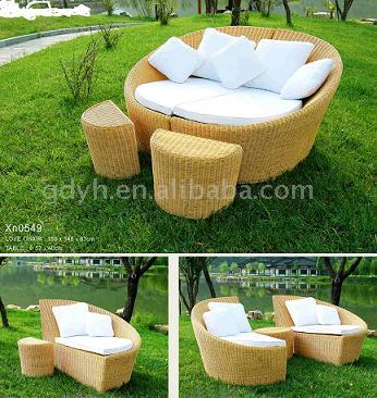  Rattan Furniture (Meubles en rotin)