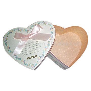  Heart-Shaped Gift Box