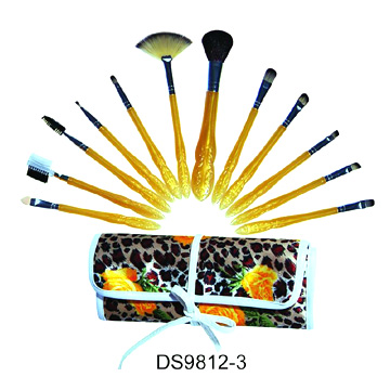  Cosmetic Brush Set (Косметический набор кистей)