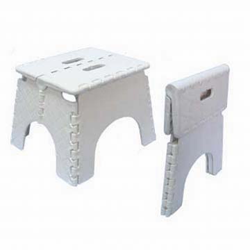  Foldable Stools (Tabourets pliants)