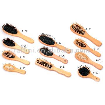  Wooden Hairbrushes (Brosses à cheveux en bois)