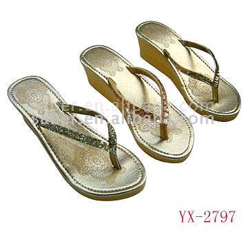  Women`s Slippers (Chaussons femme)