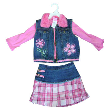  Children`s Garment Set (Детская одежда Установить)