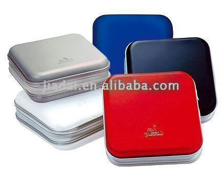  Plastic CD Boxes (Boîtes en plastique CD)