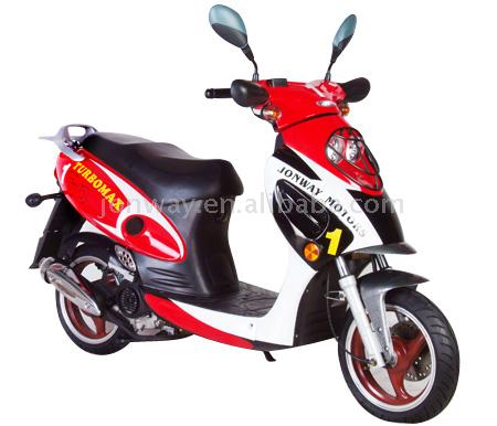 Rallye Benzin Scooter (Rallye Benzin Scooter)