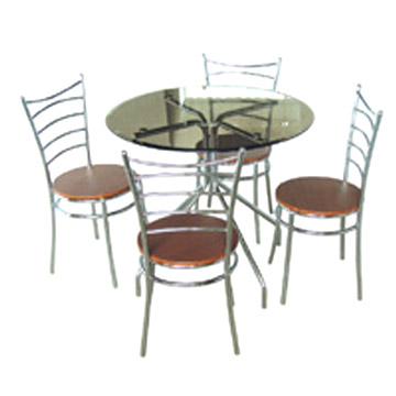  Chrome Dining Set (1 Table snd 4 Chairs) (Chrome Ensemble repas (1 table snd 4 chaises))