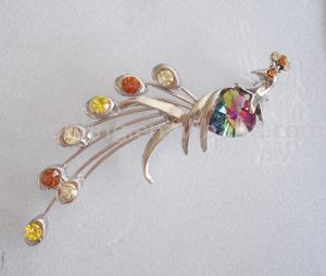  Brooch (Broche)