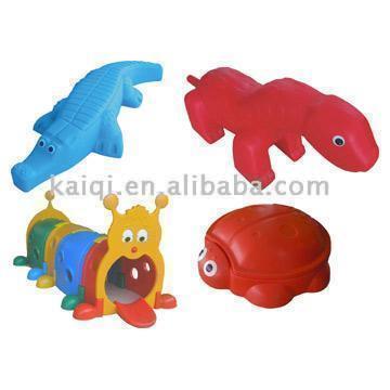  Plastic Toys (Jouets en plastique)